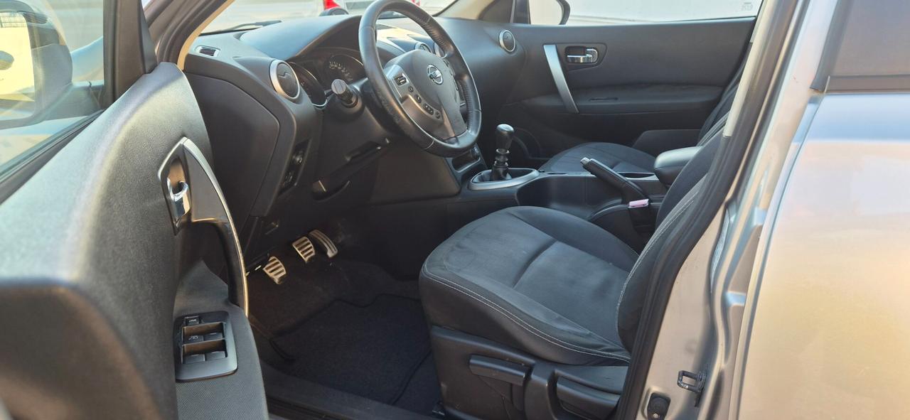 Nissan Qashqai 2.0 dCi DPF n-tec full