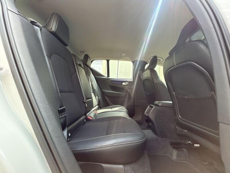Volvo XC40 D3 AWD Geartronic Momentum