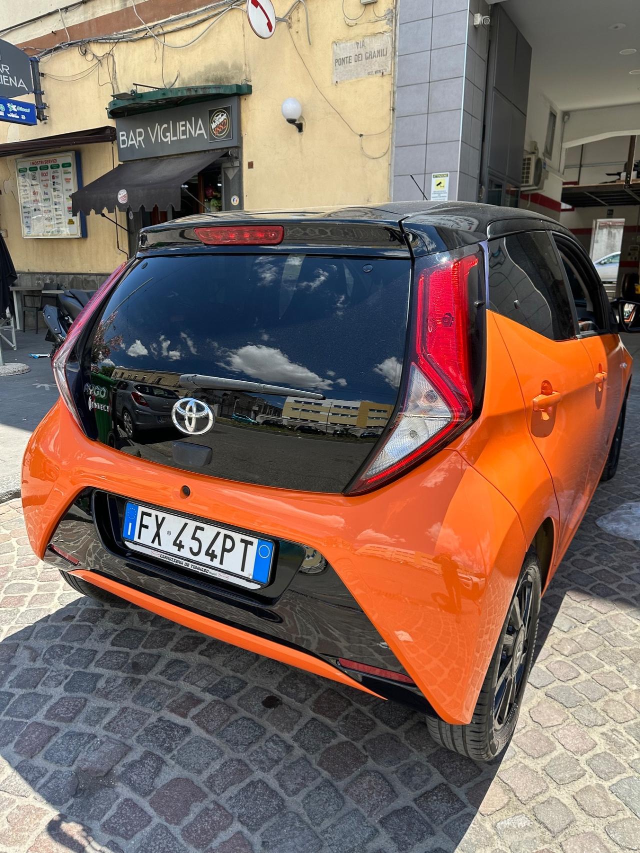 Toyota Aygo Connect