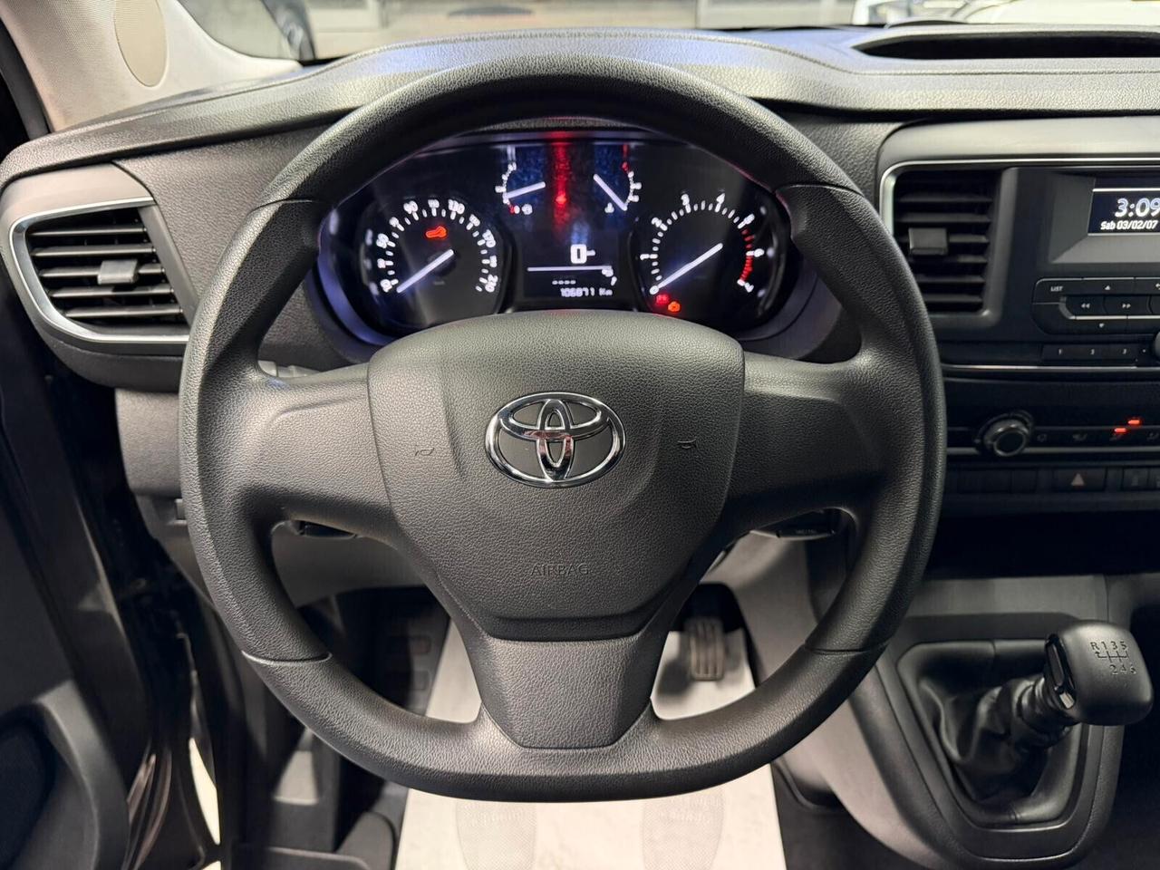 Toyota Proace Verso 1.5D L0 D Luxury