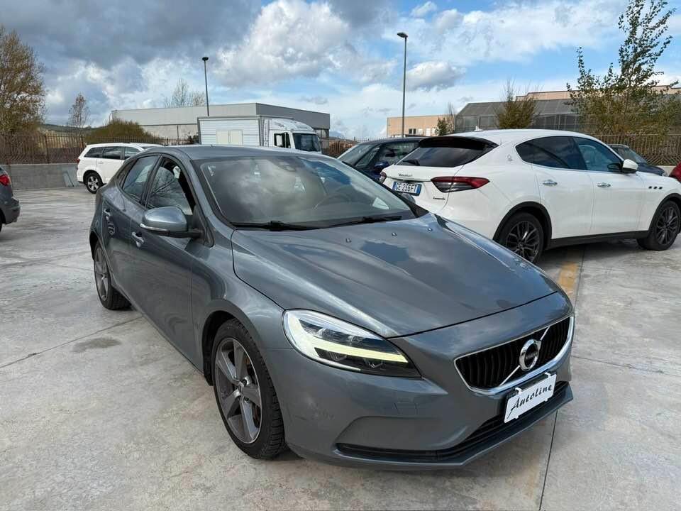 Volvo V40 D2 Geartronic Business Plus