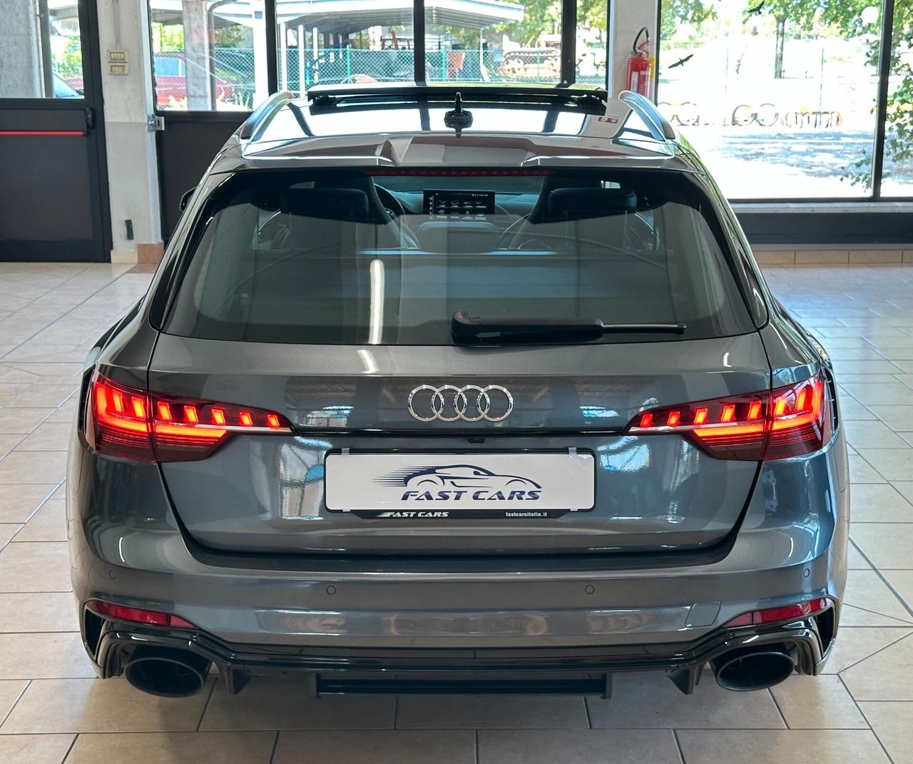 AUDI RS4 AVANT 2.9 TFSI QUATTRO *TETTO*360*MASSAGGIO*