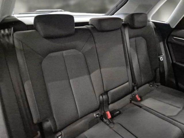 AUDI Q3 35 TDI S tronic Business Advanced