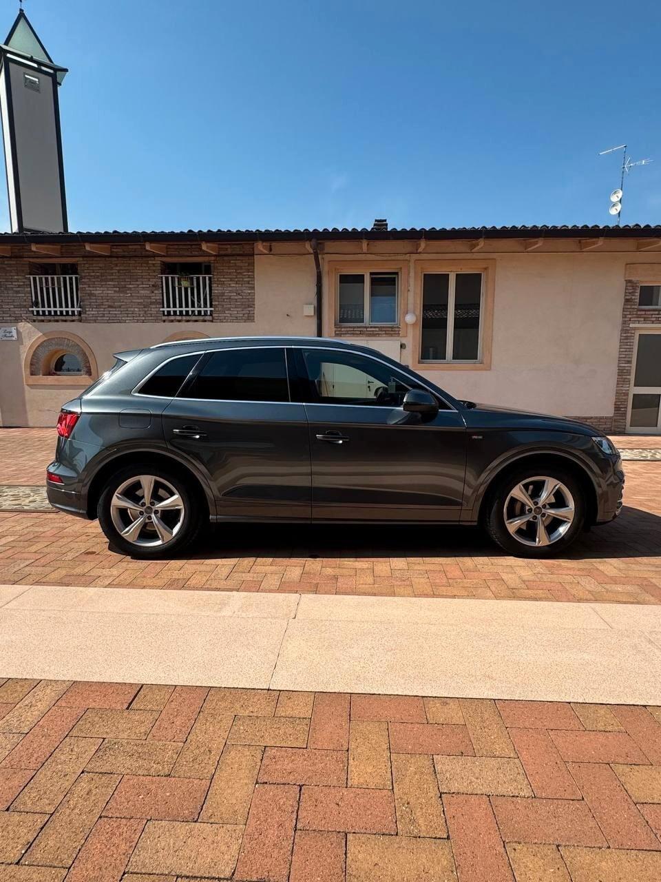 Audi Q5 50 TDI quattro tiptronic