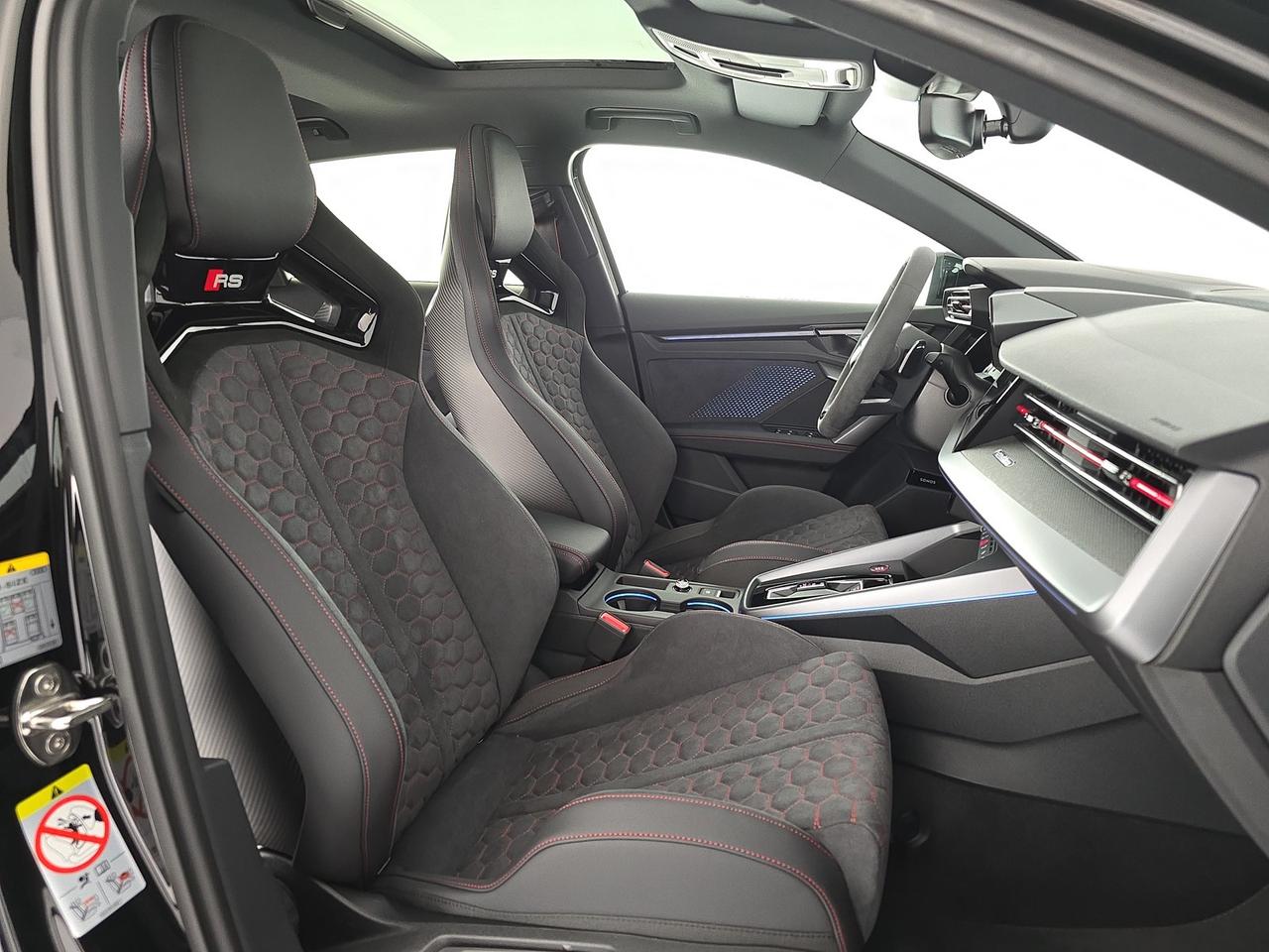 Audi RS3 sportback 2.5 tfsi quattro s-tronic