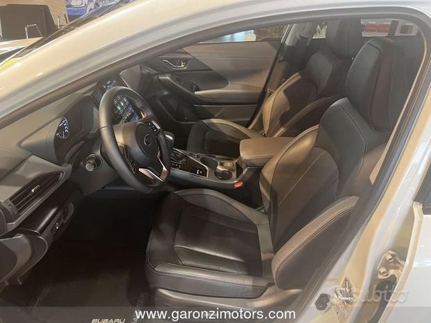 Subaru Crosstrek 2.0i e-Boxer MHEV CVT Linear...