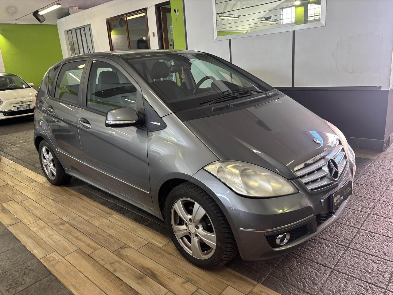 MERCEDES BENZ A 160 BlueEFFIENCY Special Edition