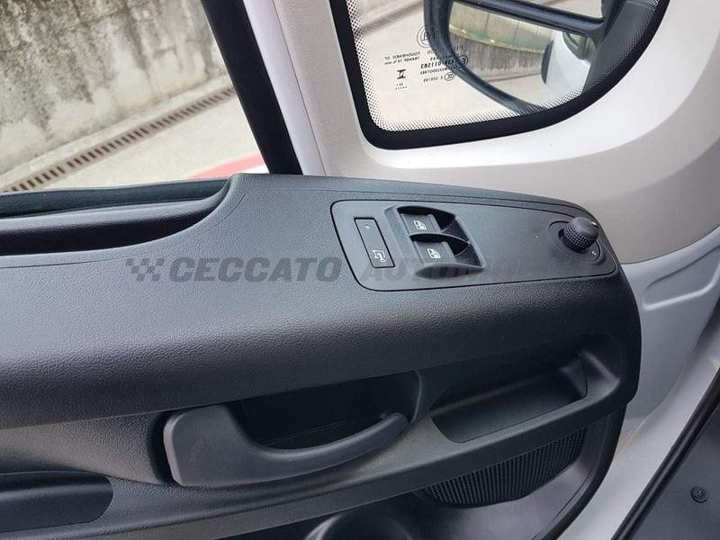 FIAT Ducato Ducato Series 2 Stock My25 Furgone Lastrato 33q Mh2 120cv 2.2 Multijet 3