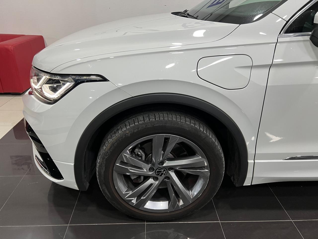 VOLKSWAGEN TIGUAN 1.4 TSI DSG E-Hybrid R-Line 245 cv