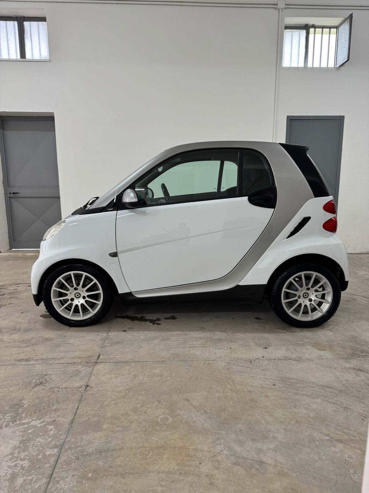 Smart ForTwo 1000 62 kW passion