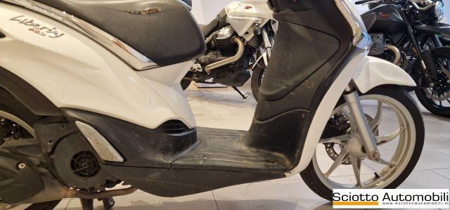 PIAGGIO Liberty 150 .