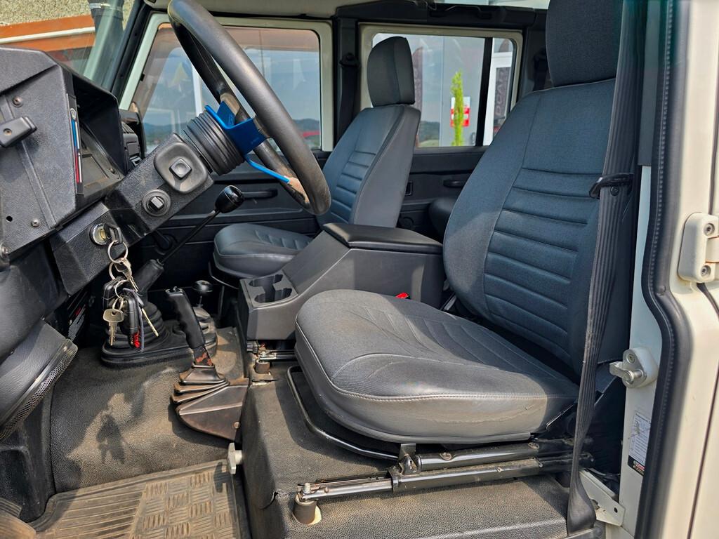 Land Rover Defender 110 TD5 SW "E" OMOLOGATO