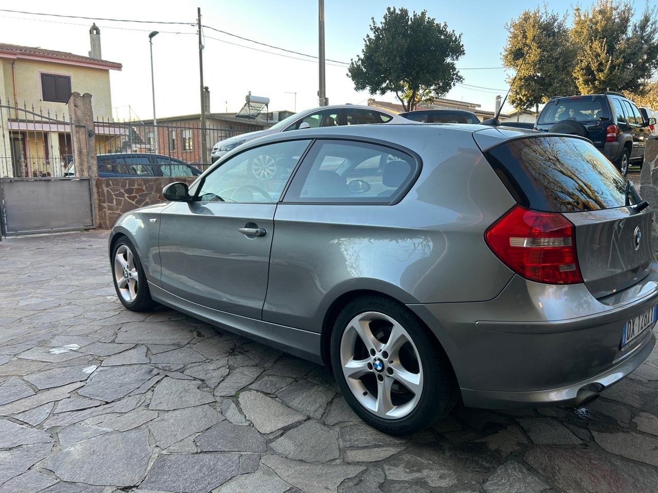 Bmw 120 120d cat 5 porte Futura DPF