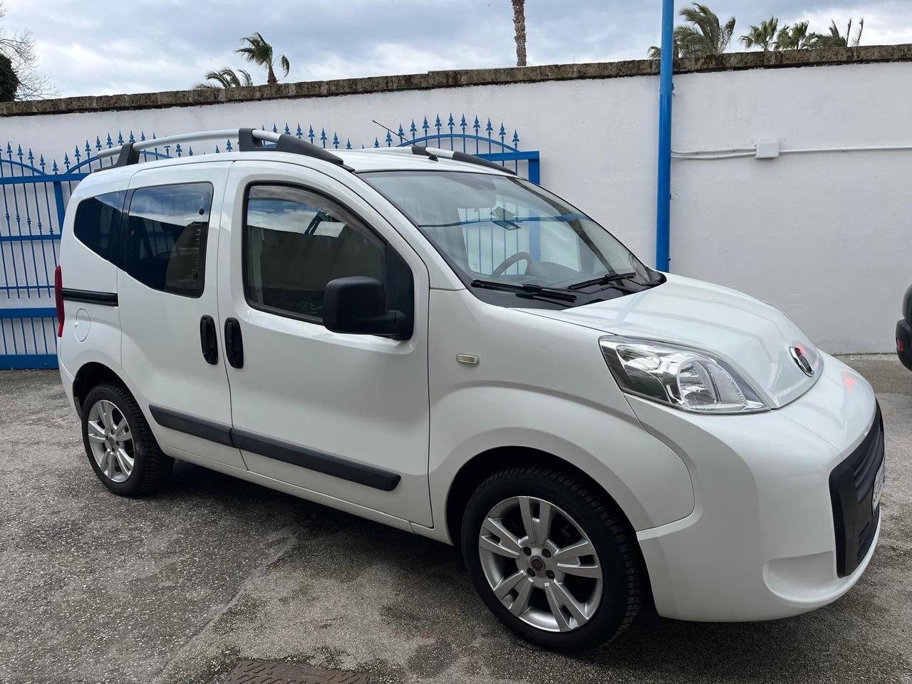 Fiat qubo -5P -1.3 mjt/75cv-full-2011