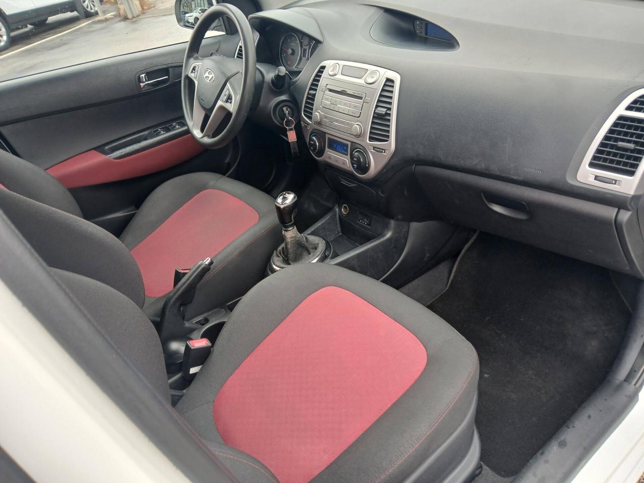 Hyundai i20 1.6 CRDi 115 CV 5p. Premium ANNO 2012