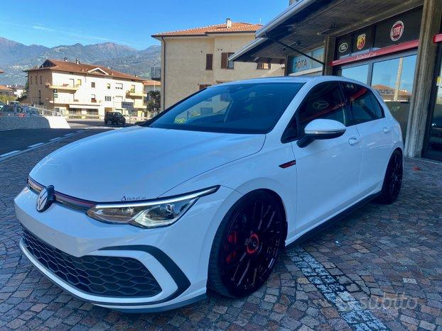 Volkswagen Golf 8 GTI DSG 245CV 19"