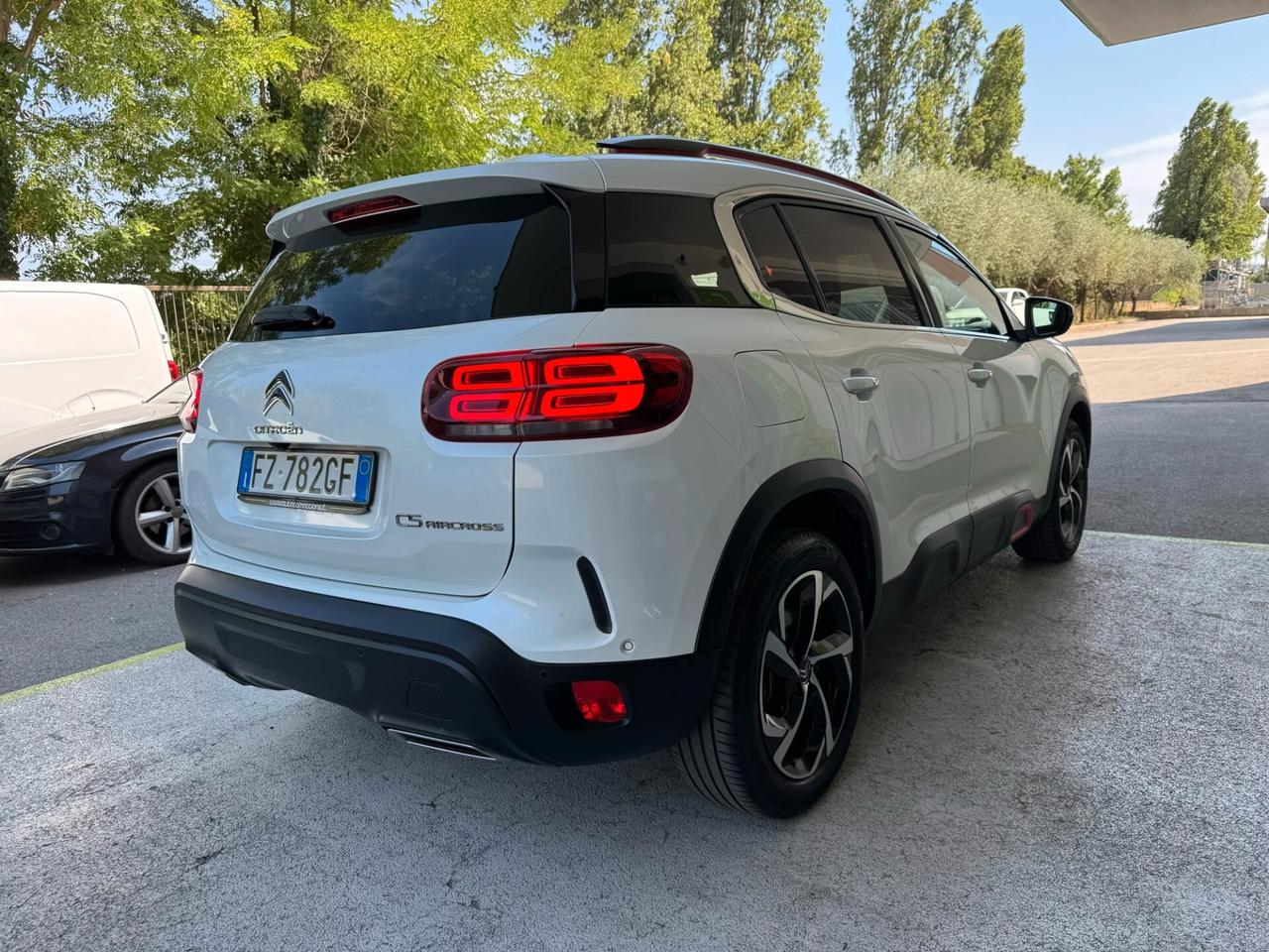 Citroen C5 Aircross 1.5hdi Shine GARANZIA 24 MESI