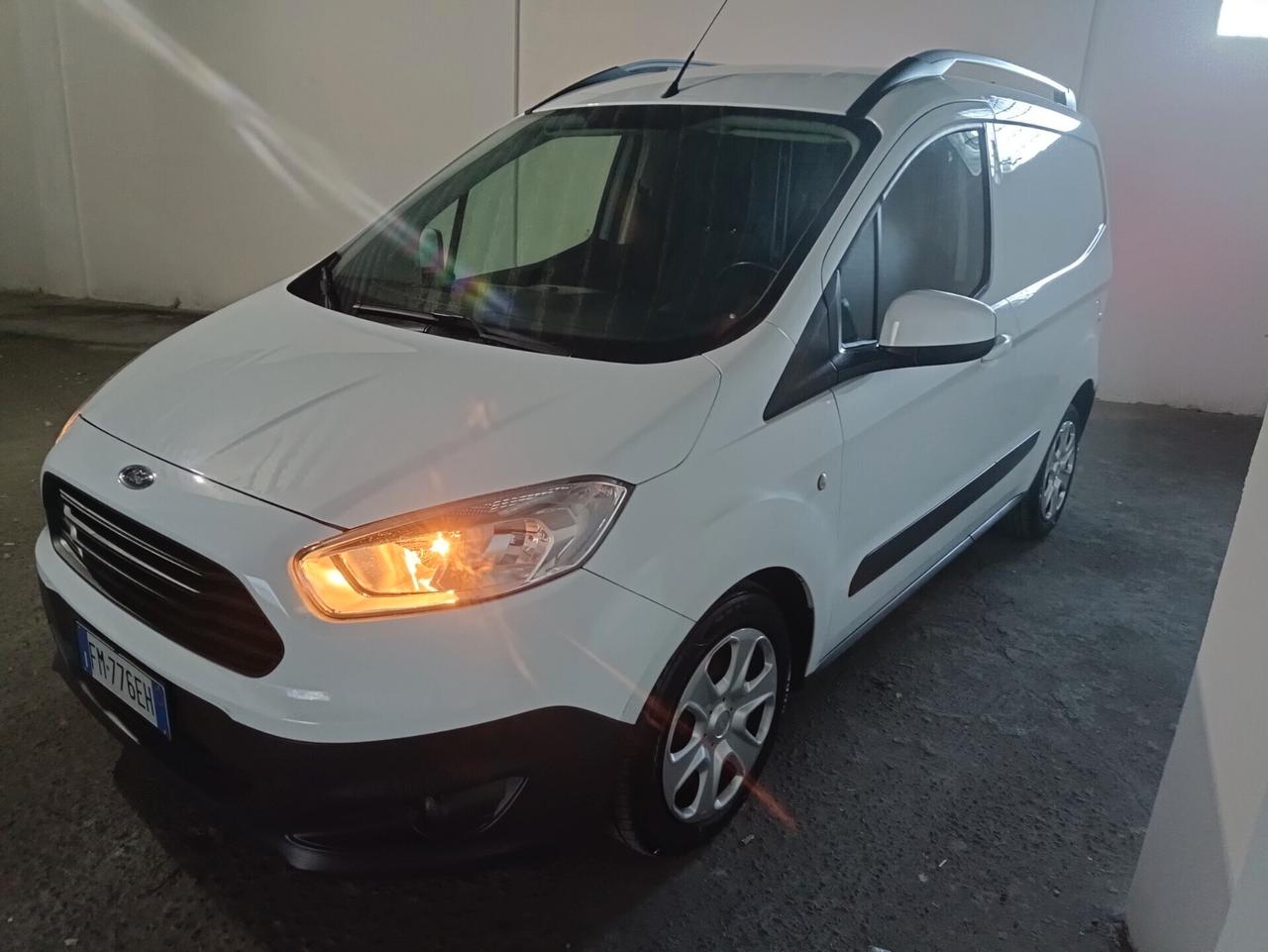 Ford Transit Courier Transit Courier 1.5 TDCi 75CV Van Trend