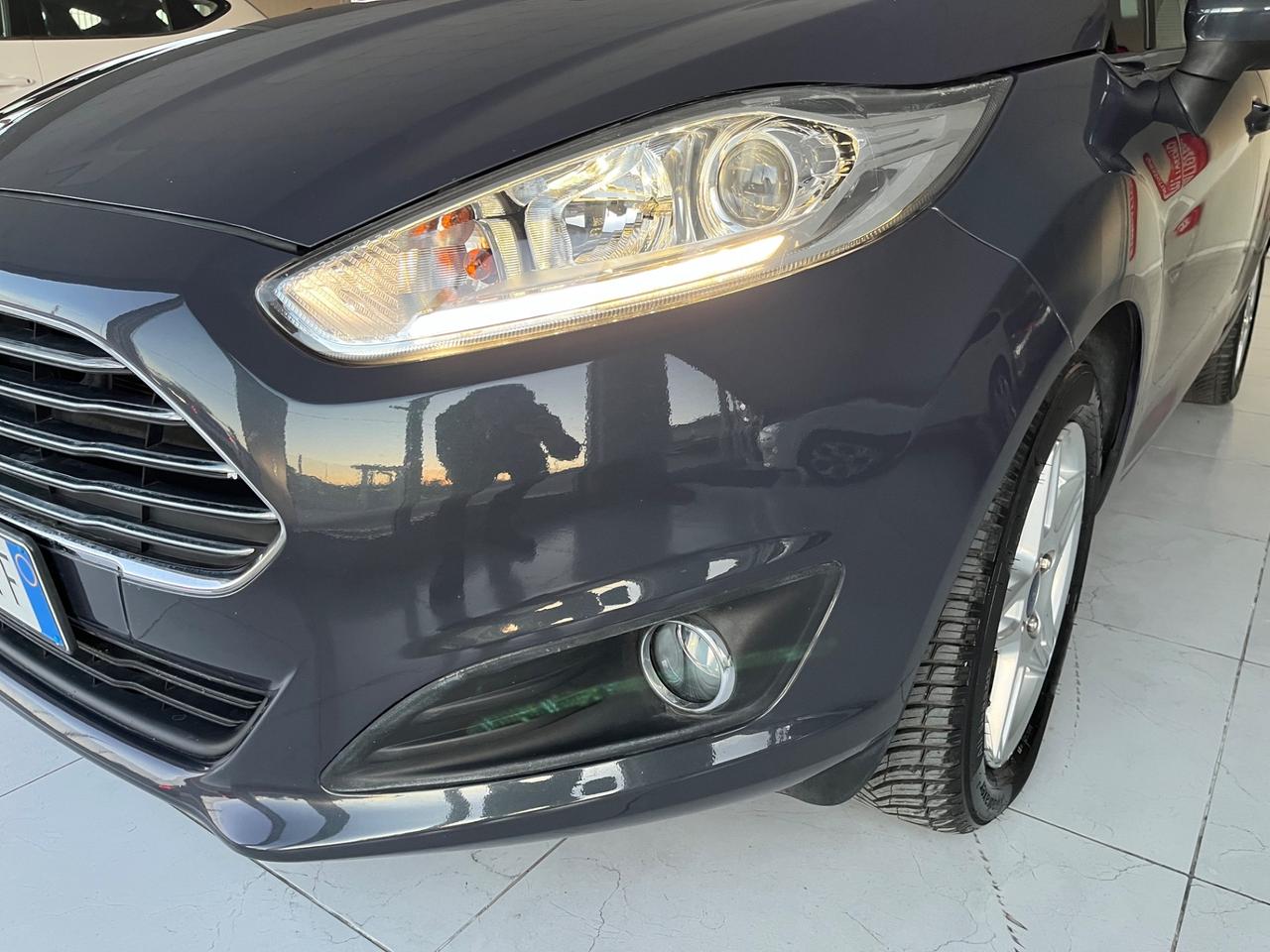 Ford Fiesta 1.5 TDCi 75CV 5 porte Titanium