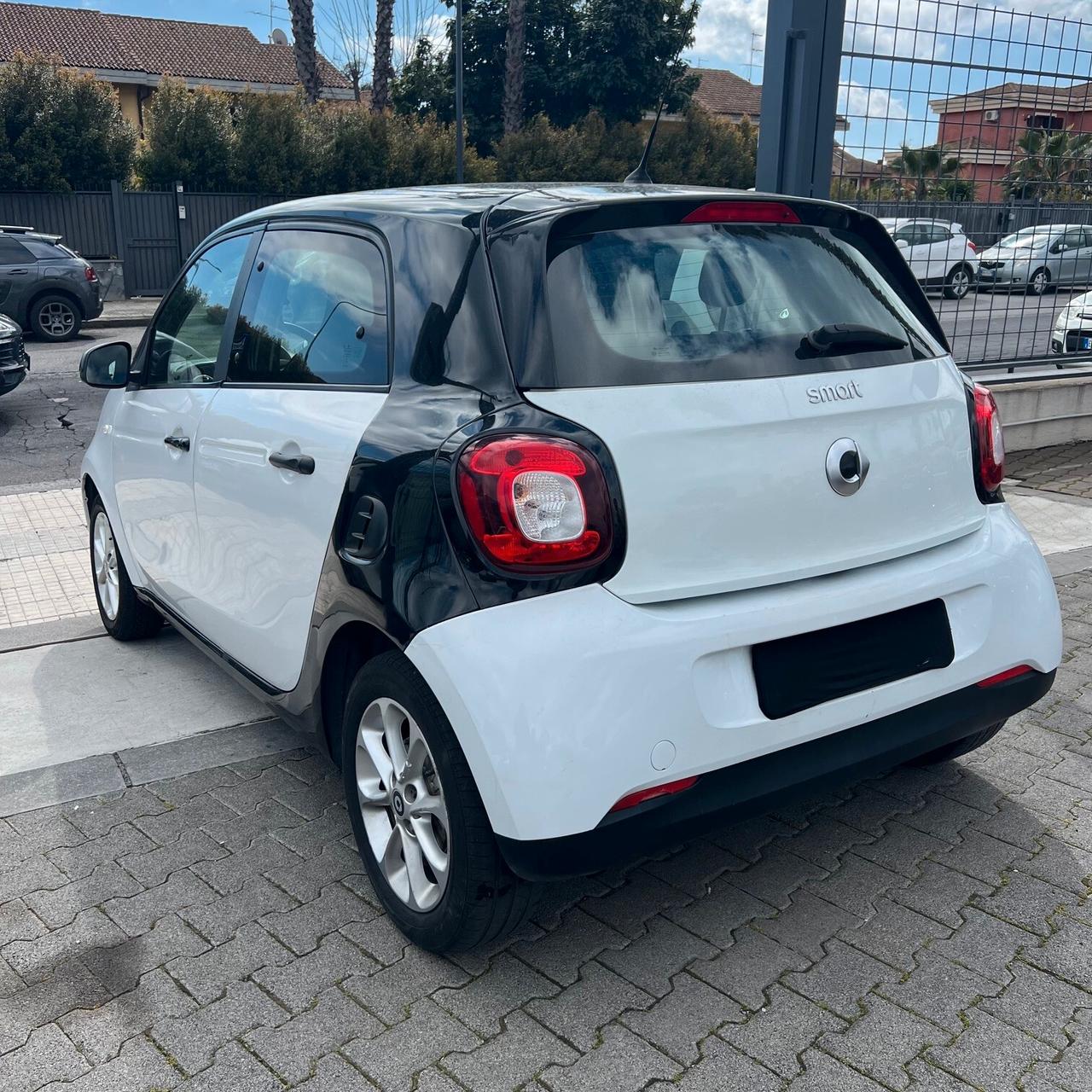 Smart ForFour 70 1.0 Prime