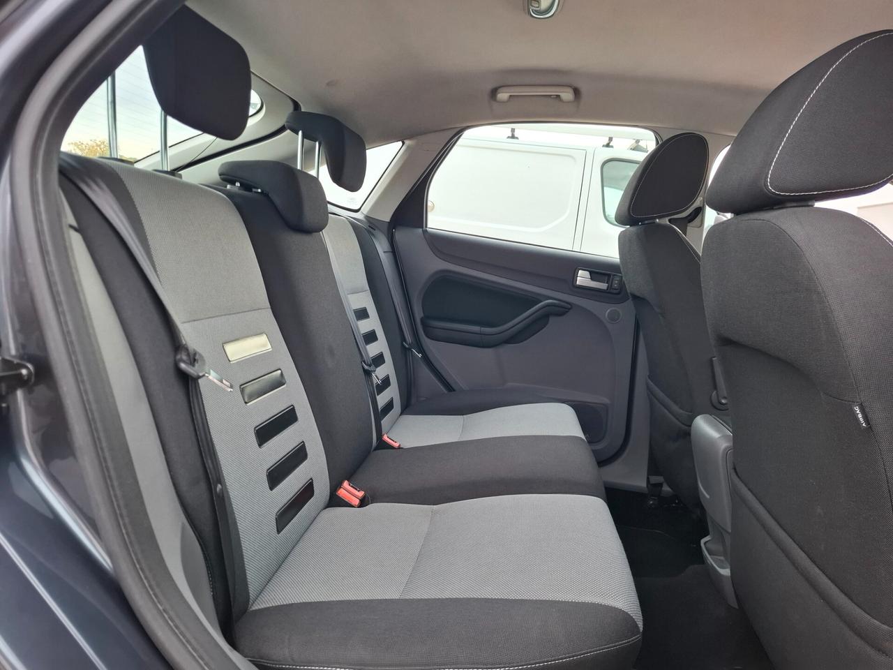 FORD FOCUS 1.6 TDCI 110cv Titanium