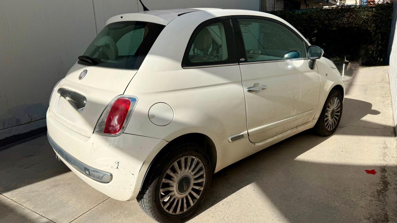 Fiat 500 1.2 Lounge unic. proprietario vedi DESCR. gomme tagliando e friz. nuovo