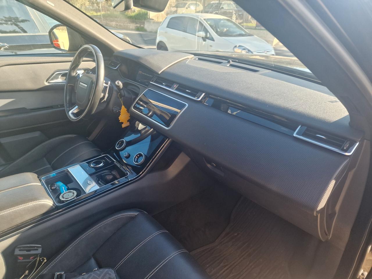 Land Rover Range Velar 3.0D V6 300 CV R-Dynamic HSE