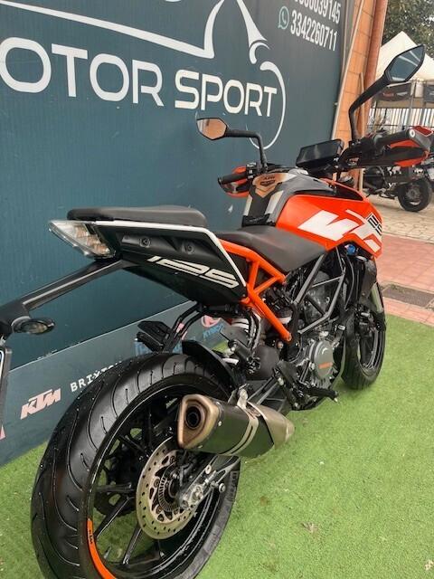 KTM Duke 125 GARANZIA PERMUTE FINANZIAMENTO