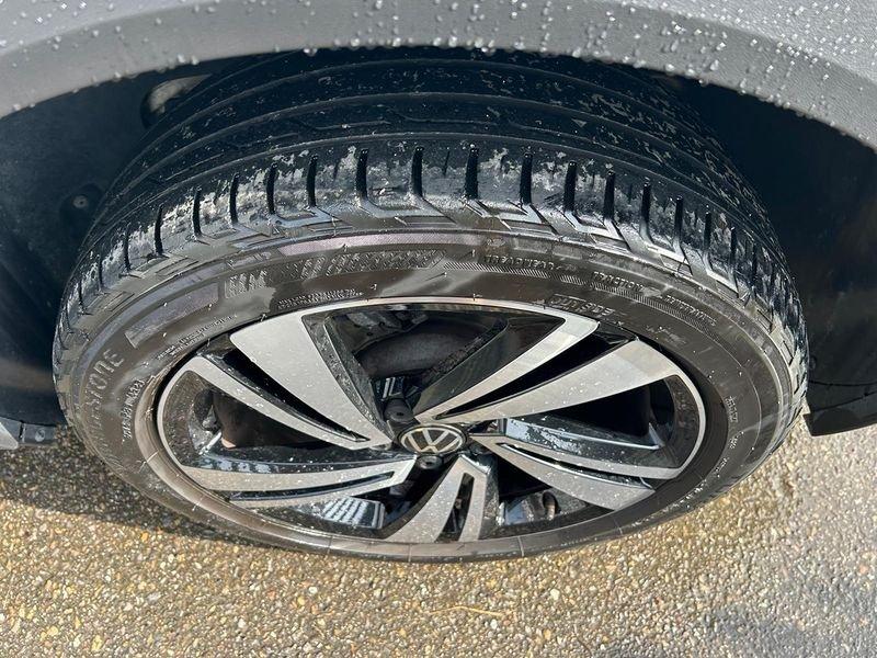 Volkswagen T-Roc 2022 1.5 TSI ACT R Line