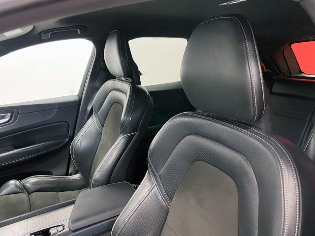 VOLVO XC60 2.0 D4 R-DESIGN AWD GEARTRONIC