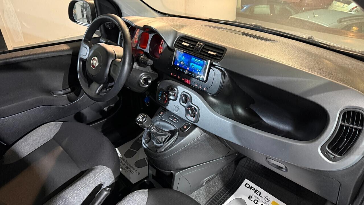Fiat Panda 1.0 FireFly S&S Hybrid City Life TOUCH BLUETHOOT BLOCK SHAFT