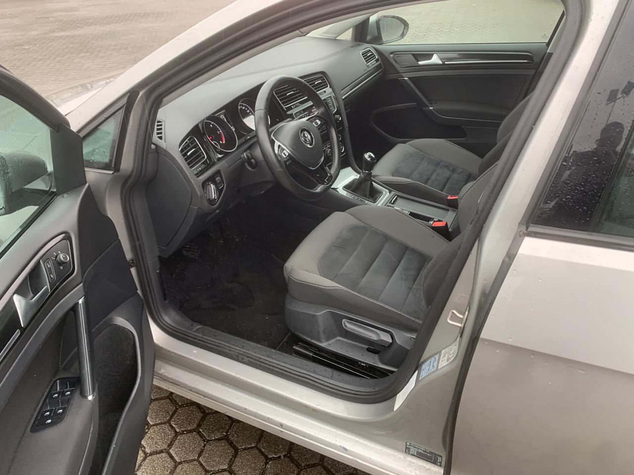 Volkswagen Golf Business 1.6 TDI 5p. Highline BlueMotion Technology