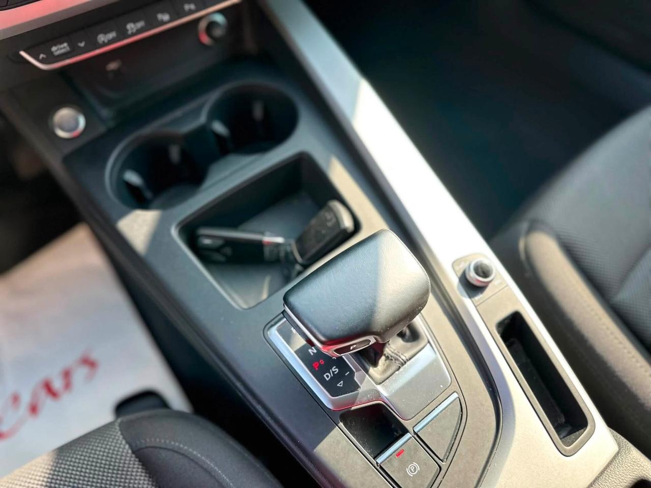 Audi A4 35 TFSI S tronic line edition km cert