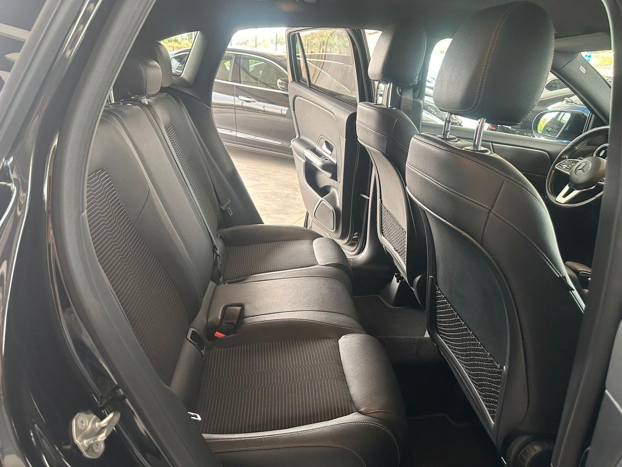 MERCEDES GLA 200D 150CV SPORT PLUS NIGHT EDITION