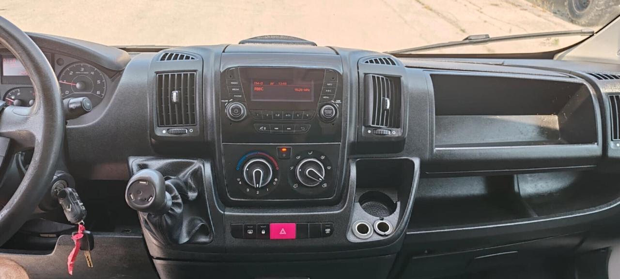 Peugeot Boxer 335 2.2 HDi 130CV Furgone Alto