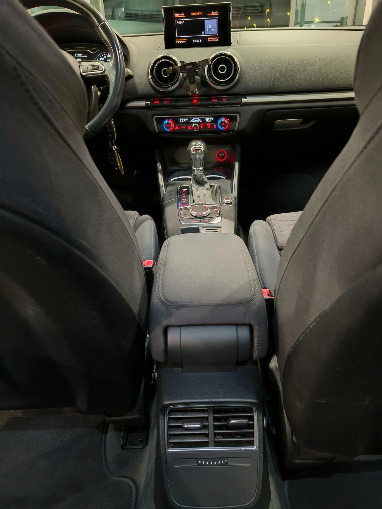 Audi A3 1.6 TDI S LINE Aut.