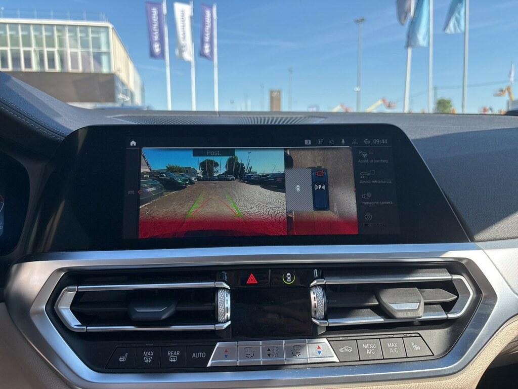 BMW Serie 3 Touring 318 d Mild Hybrid 48V Luxury Steptronic