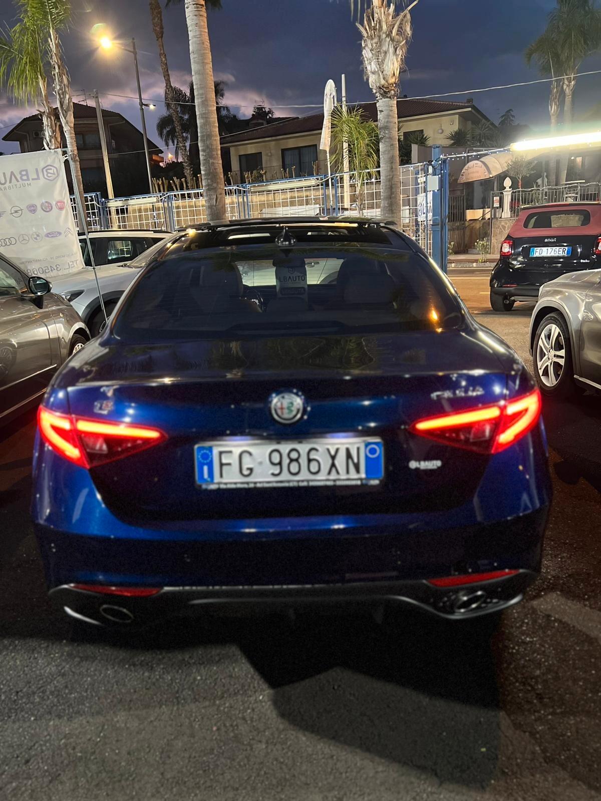 Alfa Romeo Giulia 2.2 Turbodiesel 180 CV AT8 Business Sport Launch Ed.