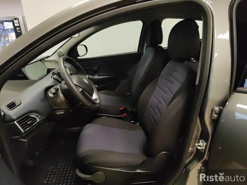 Lancia Ypsilon 1.0 FireFly 5 porte S&S Hybrid Platino
