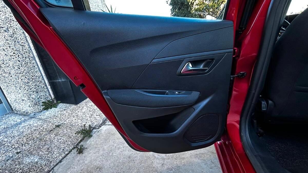 Peugeot 208 1,2 Allure Pack 75cv con 45375 km