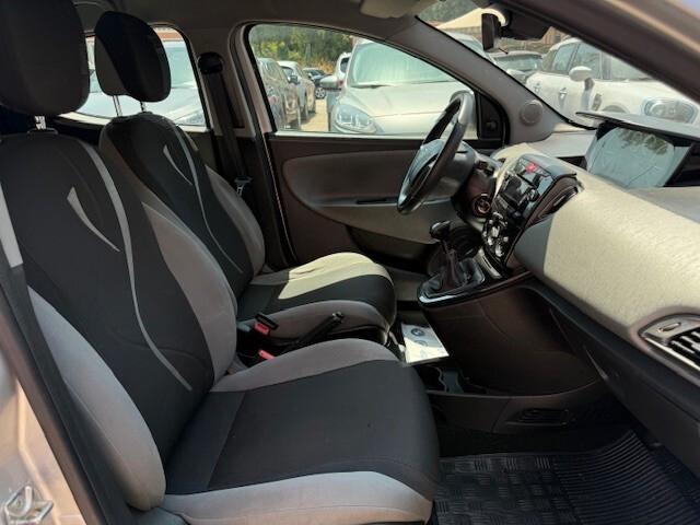 LANCIA Ypsilon 1.3 M.J 95CV Gold - 2014