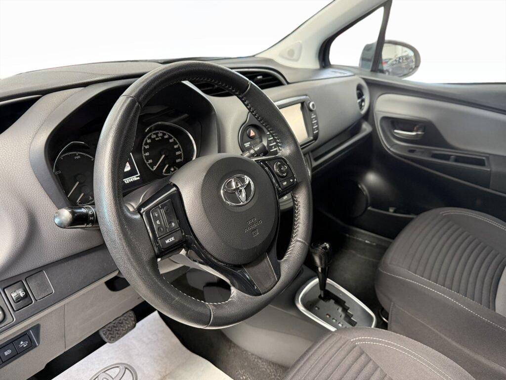 Toyota Yaris 5 Porte 1.5 VVT-i Hybrid Active E-CVT