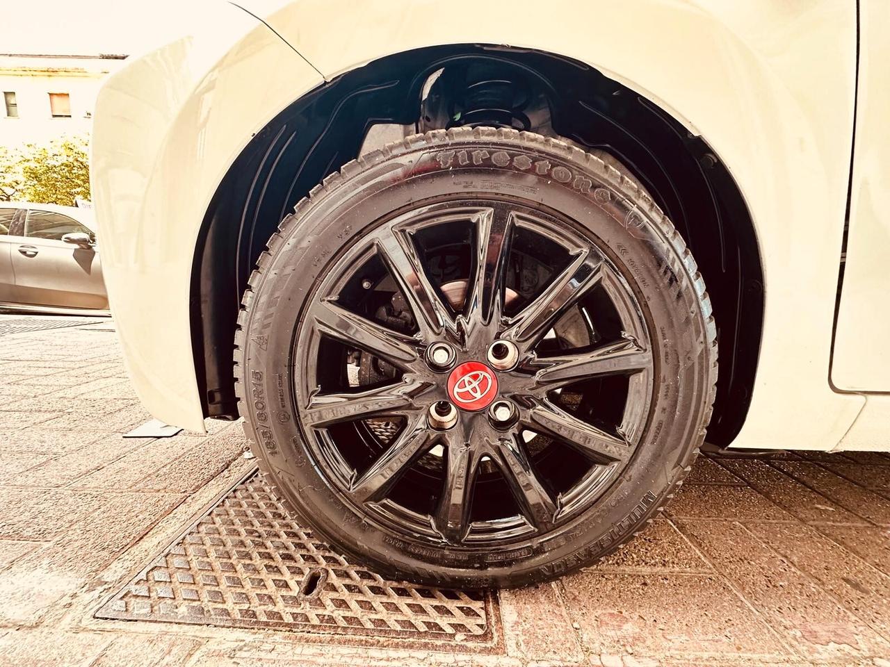 Toyota Aygo 5 porte CAMBIO AUTOMATICO