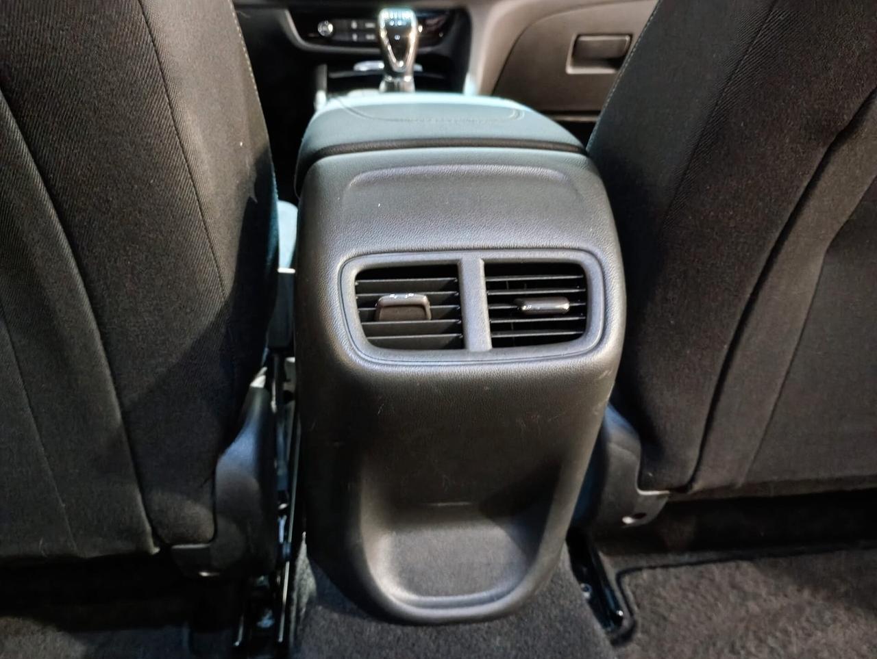 Opel Insignia Station Wagon 174CV Business – Prezzo Promo €9.900