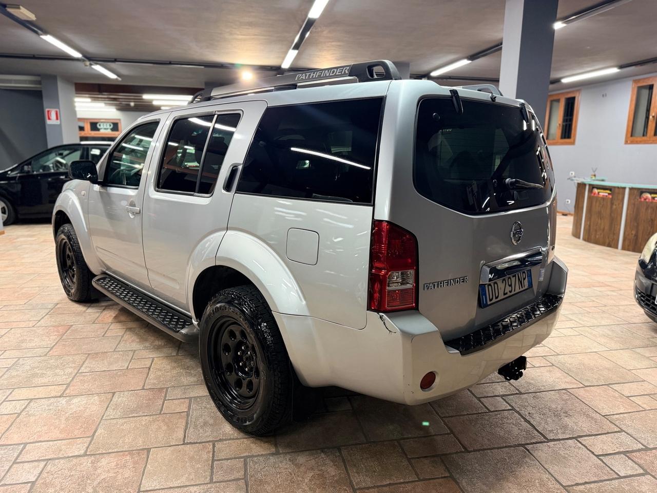 Nissan Pathfinder 2.5 dCi XE Plus