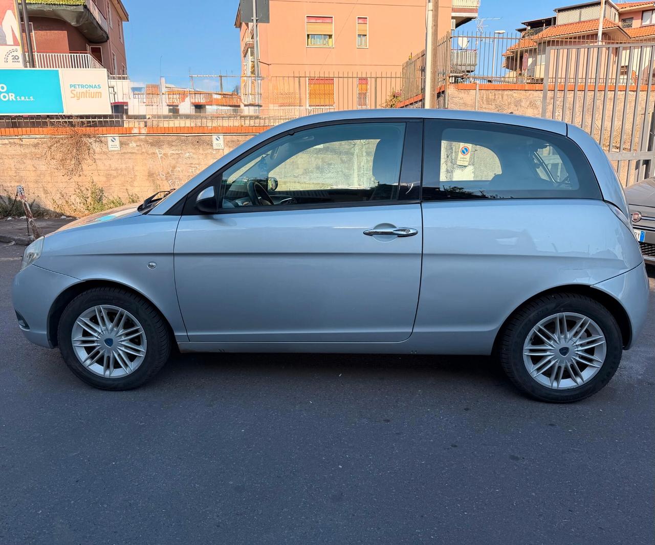 Lancia Ypsilon 1.2 Argento