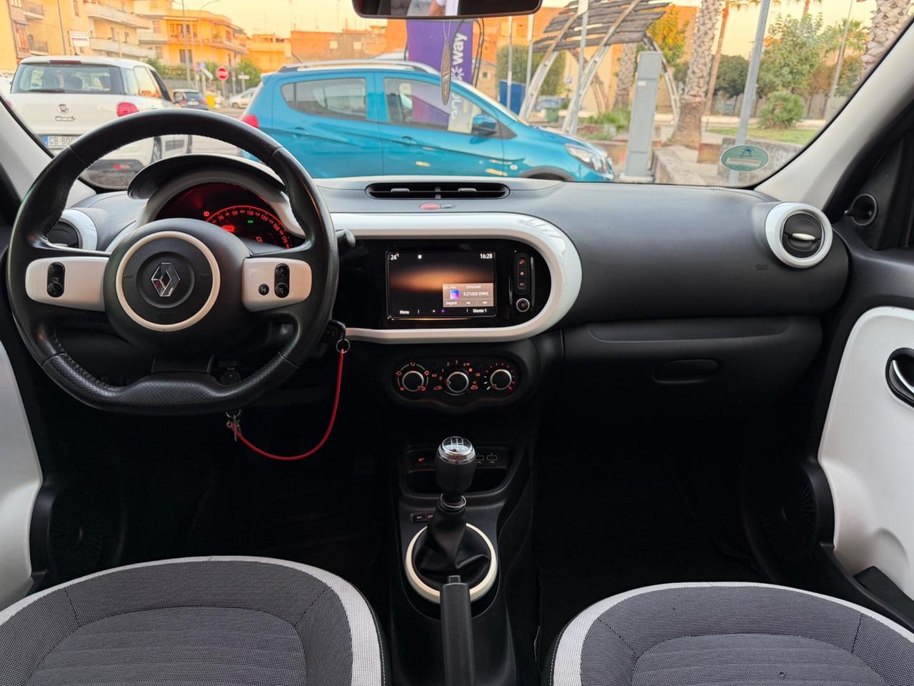 Renault Twingo SCe 65 CV Intens
