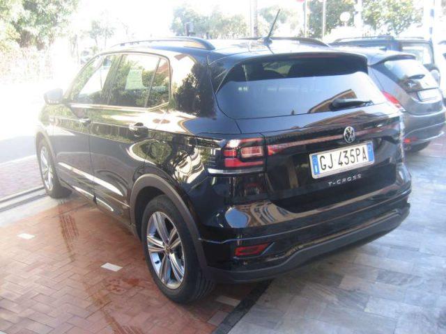 VOLKSWAGEN T-Cross 1.0 TSI 110 CV SPORT R-LINE