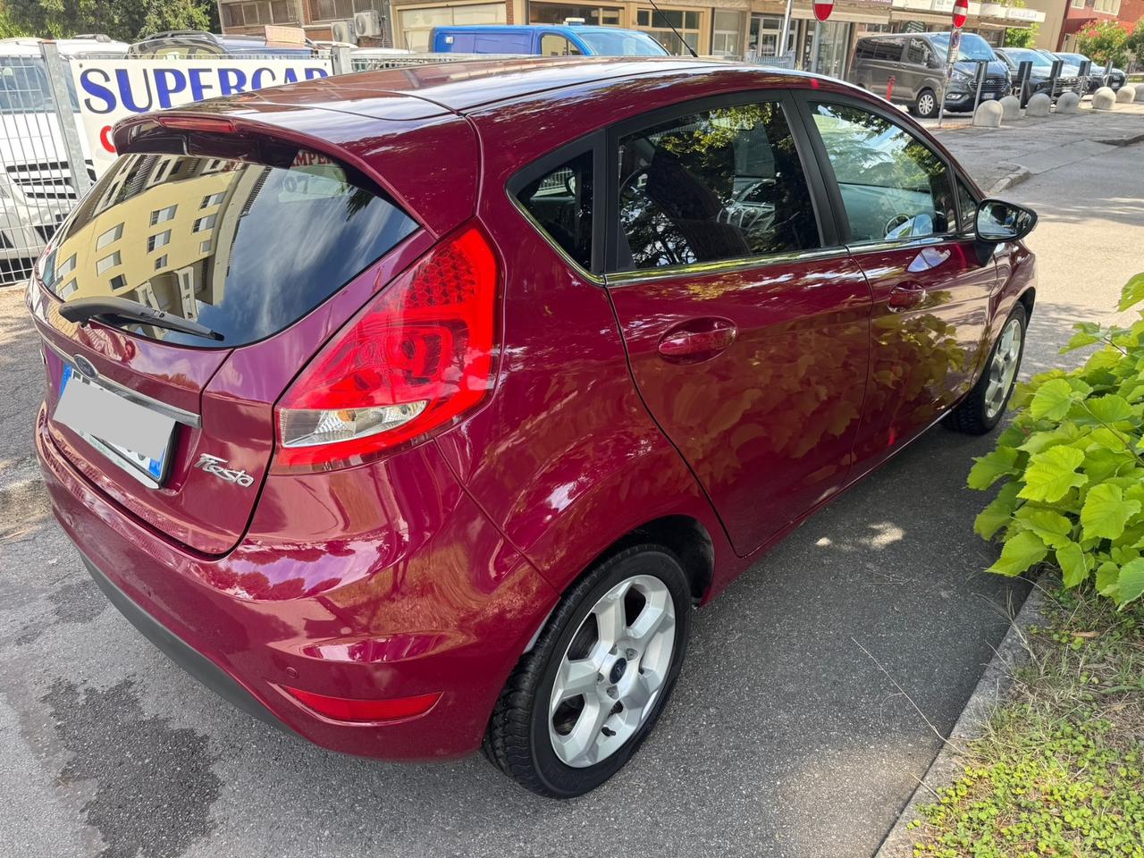 Ford Fiesta 1.6 TDCi 95 CV 5p. Neopaten garanzia 12 m