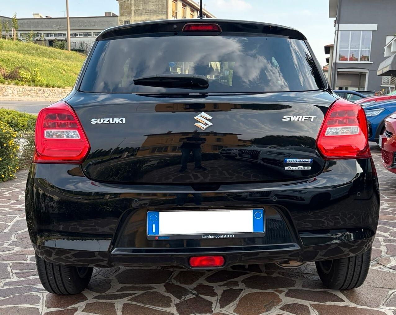 Suzuki Swift 1.2 Hybrid 4WD AllGrip Top